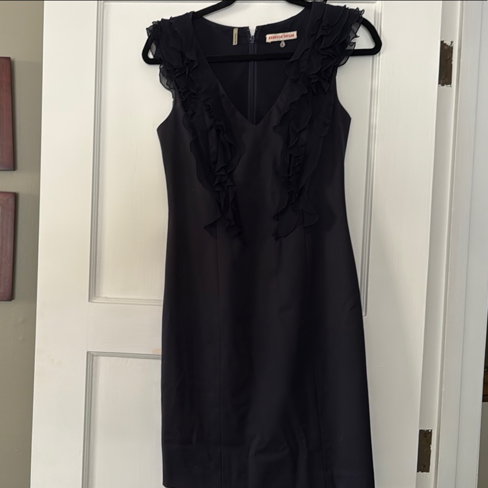 Elegant Navy Sleeveless  Dress